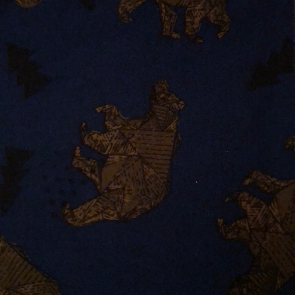 Lularoe OS bear leggings - Picture 2 of 3